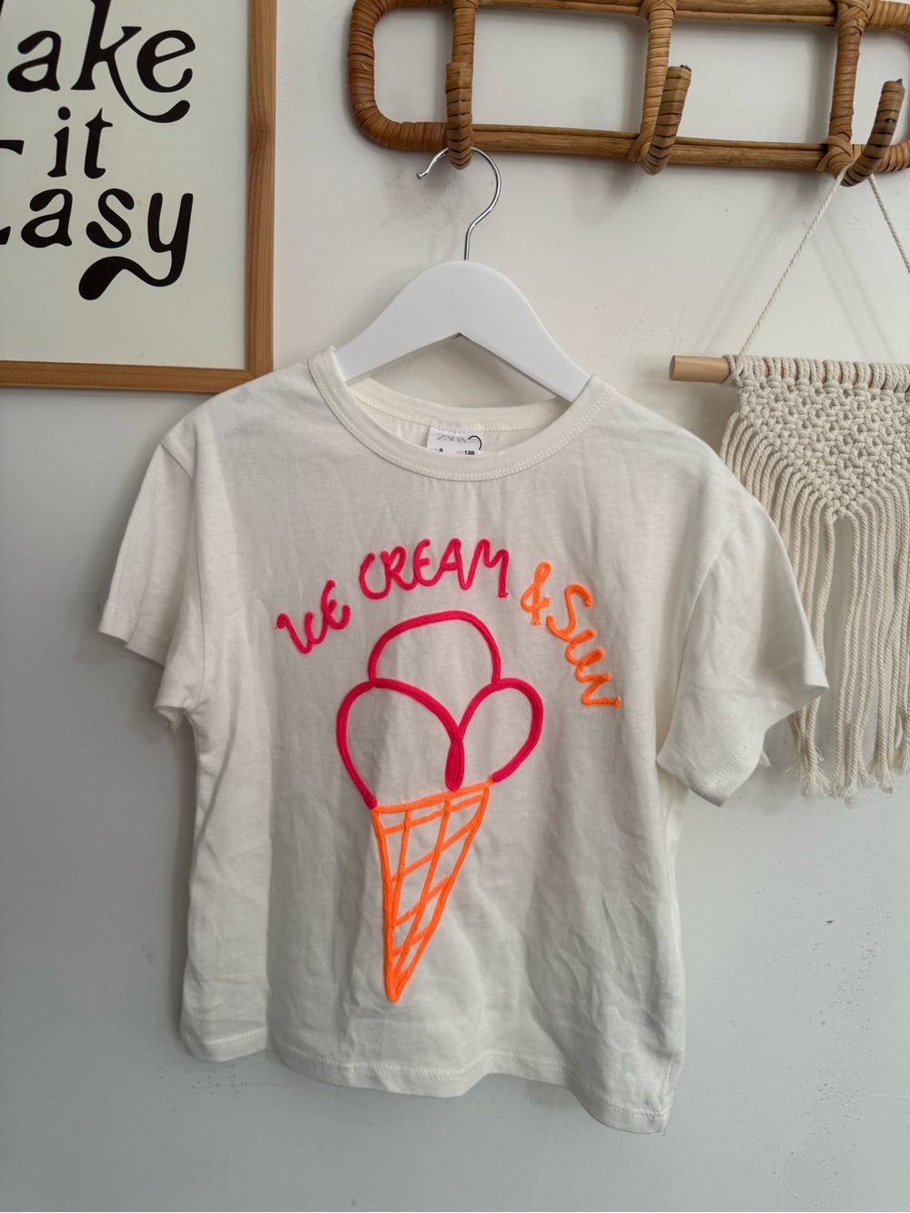 Zara - size 8 - raised embroidery “ice cream & sun” tee